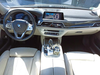 BMW 7 Series foto 9