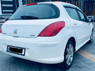 Peugeot 308 foto 4