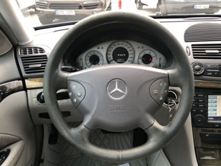 Mercedes E-Class foto 8