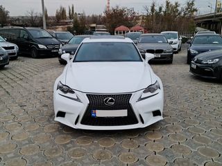 Lexus IS Series foto 2