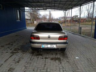 Opel Omega foto 5