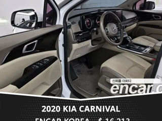 KIA Carnival foto 4