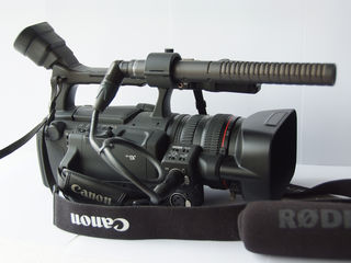 Продается Камера Canon XH A1 + 3 Canon  аккумулятора+и Canon зарядное+микрофон RODE NTG-1 foto 5