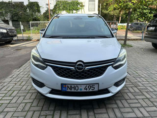 Opel Zafira foto 3