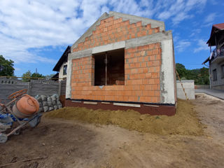 Construim case garduri pereți de sprijin garaje