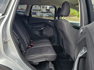 Ford Kuga foto 8