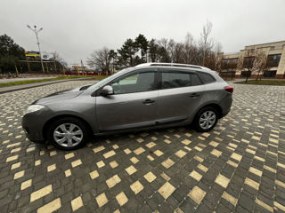 Renault Megane foto 2