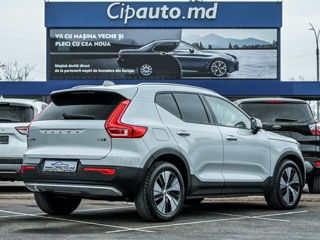 Volvo XC40 foto 2