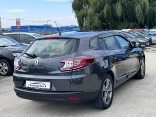 Renault Megane foto 4