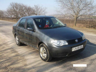 Fiat Albea foto 8