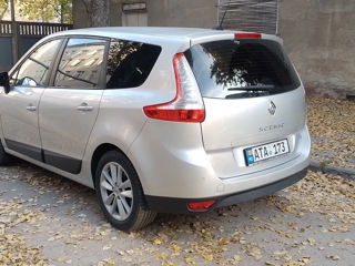 Renault Grand Scenic foto 4