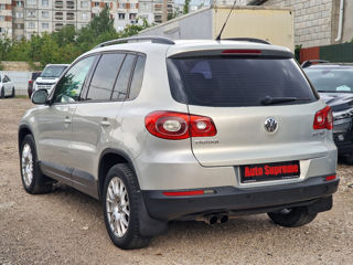 Volkswagen Tiguan foto 4