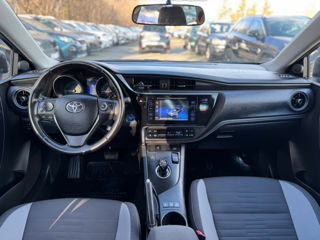 Toyota Auris foto 14