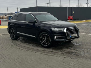 Audi Q7 e-tron, 2016 г.