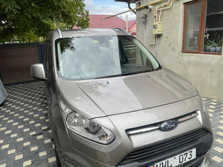 Ford Tourneo Connect foto 2