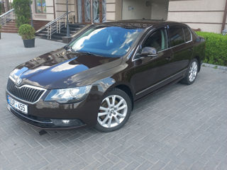 Skoda Superb foto 4