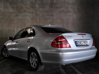 Mercedes E-Class foto 4