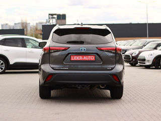 Toyota Highlander foto 5