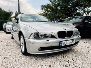 BMW 5 Series foto 17