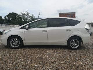 Toyota Prius + foto 4