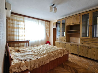 3-х комнатная квартира, 74 м², Центр, Кишинёв