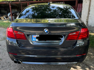 BMW 5 Series foto 1