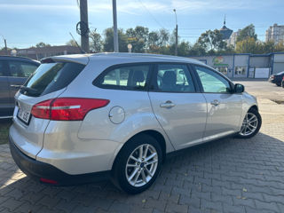 Ford Focus foto 4