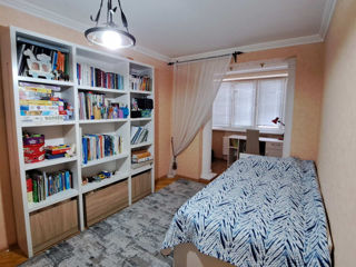 Apartament cu 4 camere, 138 m², Botanica, Chișinău foto 7