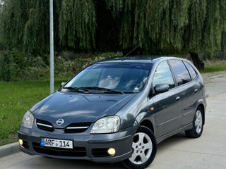 Nissan Almera Tino