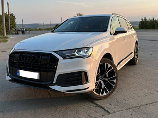 Audi Q7 foto 1