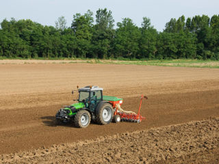 Tractor Deutz-Fahr Agrofarm 115G foto 7