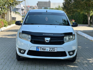 Dacia Sandero foto 2