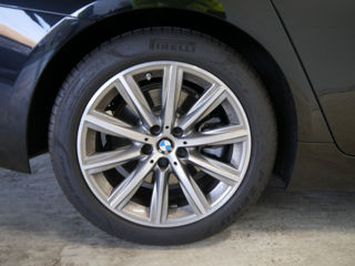 BMW 5 Series foto 10