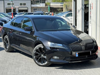 Skoda Superb foto 3