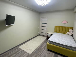 Apartament cu 2 camere, 68 m², Centru, Chișinău foto 7