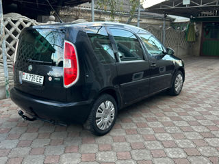 Skoda Roomster foto 2