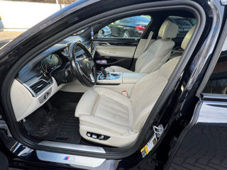 BMW 7 Series foto 5