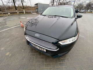 Ford Fusion foto 3