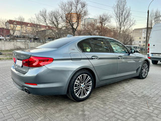 BMW 5 Series foto 3