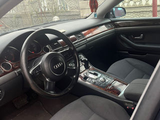 Audi A8 foto 2