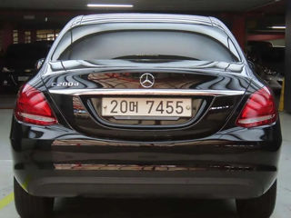 Mercedes C-Class foto 3