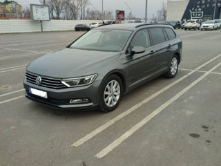 Volkswagen Passat foto 3