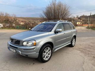 Volvo XC90 foto 1