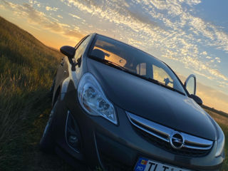 Opel Corsa foto 2