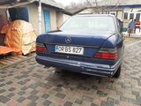 Mercedes Series (W124) foto 6