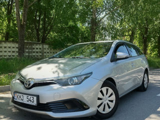 Toyota Auris, 2017 г.