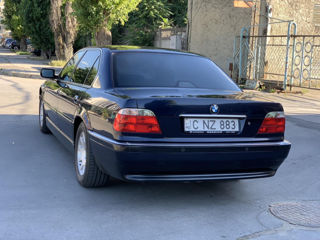 BMW 7 Series foto 6