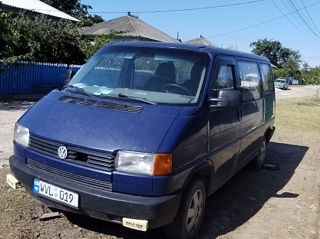 Volkswagen T4 foto 2