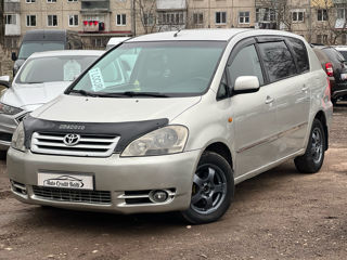 Toyota Avensis Verso