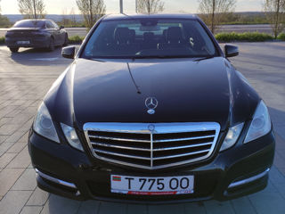 Mercedes E-Class foto 2